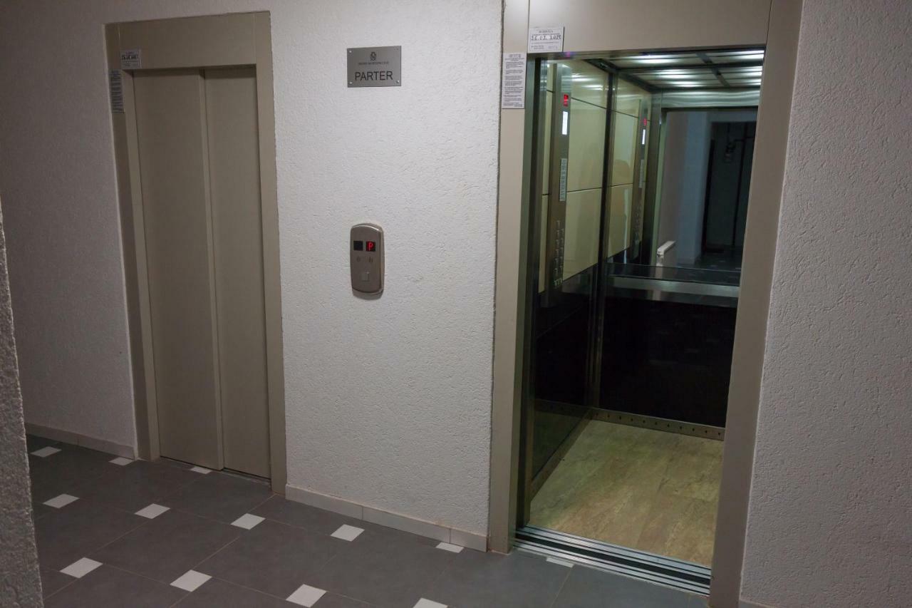 Gold Class Apartment Ams 63 Cluj-Napoca Buitenkant foto